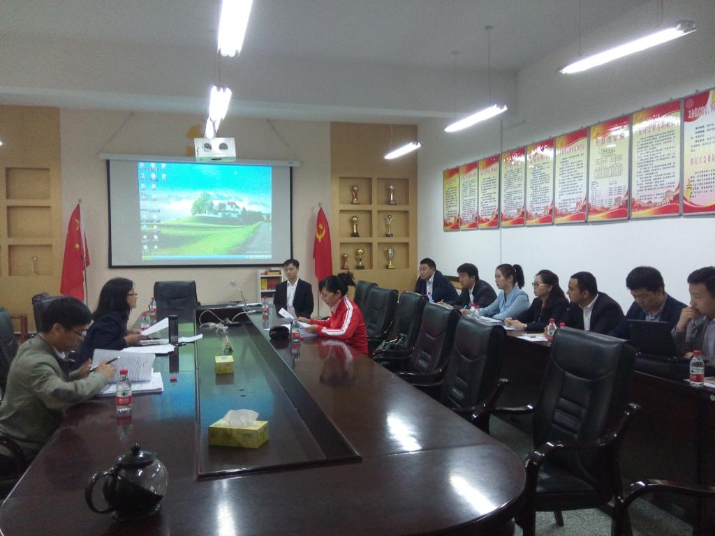 研究生答辩现场